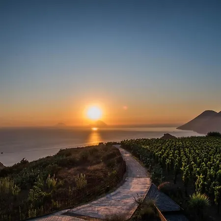 Rezort Tenuta Di Castellaro Winery & Lipari (Isola Lipari)
